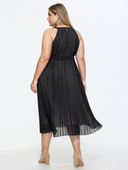 Colorblock Halter Neckline Waist-Tie Midi Dress