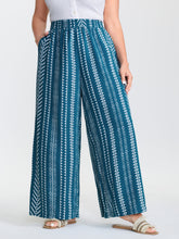 Striped Pockets Wide-Leg Pants