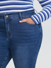 Mid-Rise Curve-Flattering Boyfriend Jeans