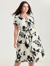 Monochrome Floral Print Collared Midi Dress