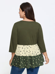 Stretch V-Neck Floral Print Tiered Ruffle Top