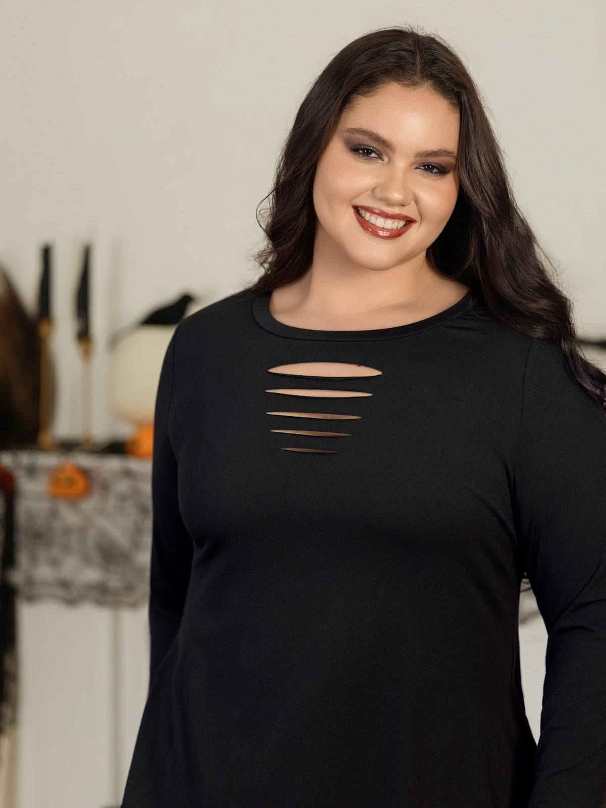 Stretchy Crew Neck Cut‑Out Detail Long Sleeve Top