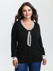 V-Neck Contrast Long Sleeve Pullover