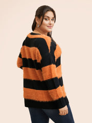 Texture Contrast V Neck Pullover