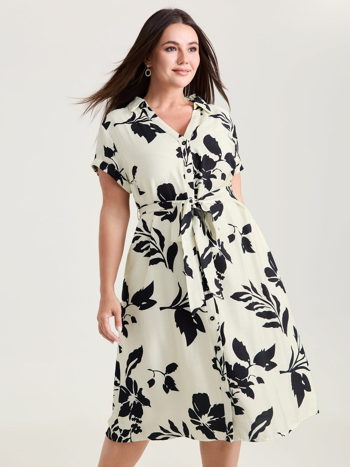 Monochrome Floral Print Collared Midi Dress